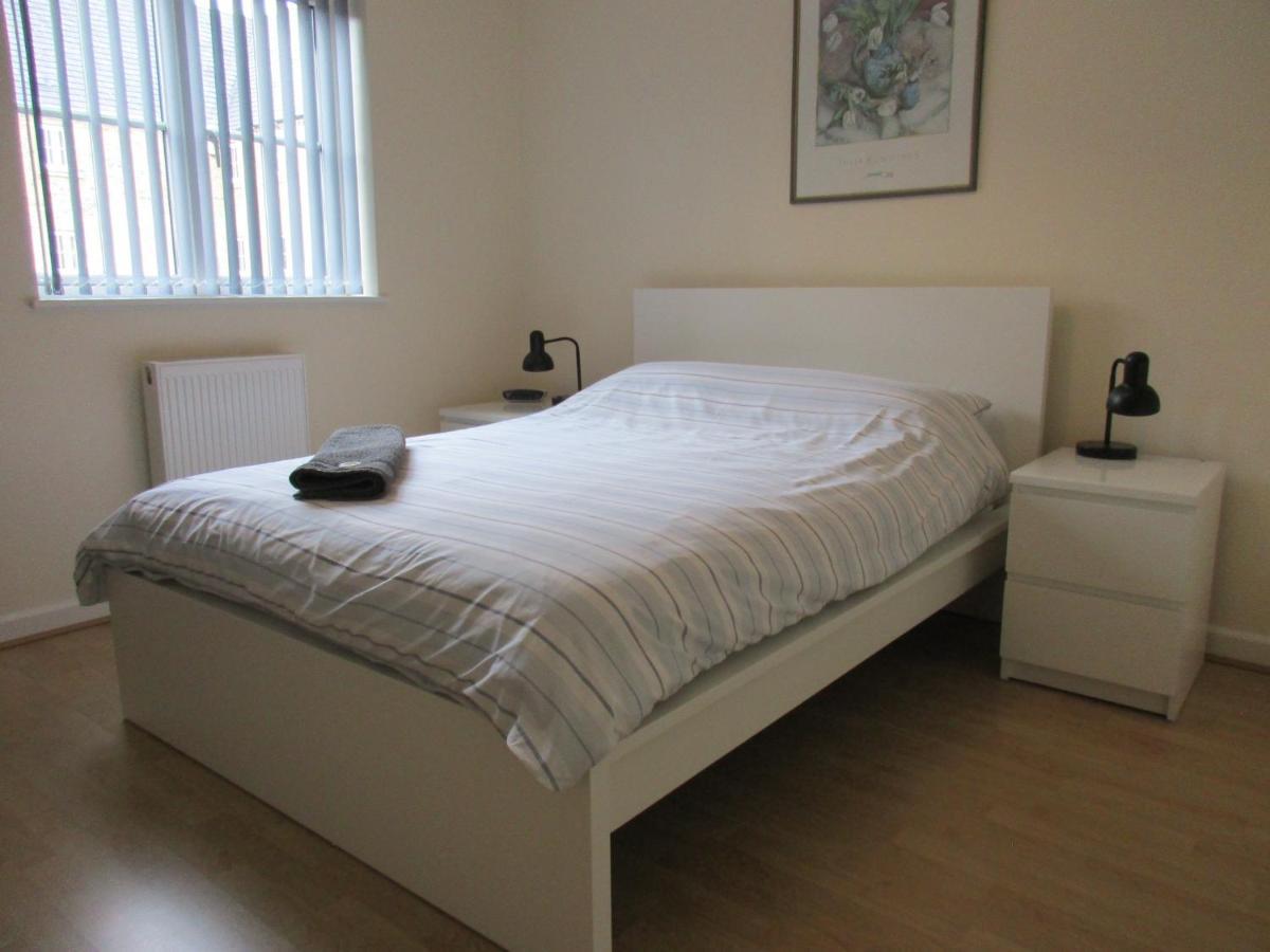 20 Nightingale Gardens, Coton Park, Rugby Cv23 0Wt Apartment Bagian luar foto